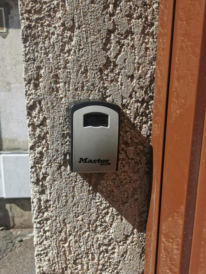 Bel Appartement Prés de la gare RER C -REFAIT A NEUF -spacieux 4 pièces Étampes Extérieur photo